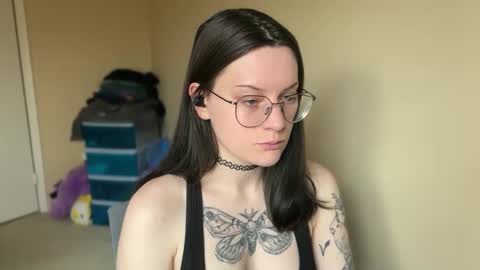 Lucina online show from February 7, 6:13 pm