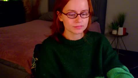 Rebecy online show from September 24, 1:54 pm