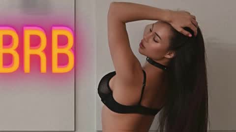 Emi online show from September 26, 8:06 pm