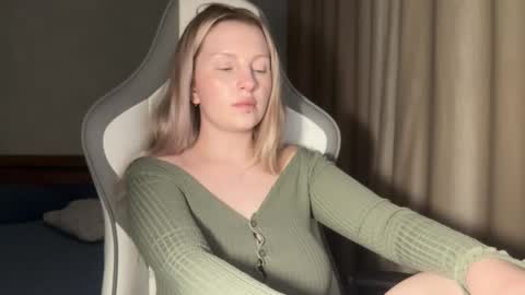 eva online show from November 10, 4:57 pm