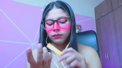 XALLYSONX online show from May 27, 11:51 am