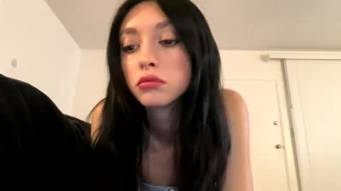 xenadreamx online show from March 4, 4:41 am