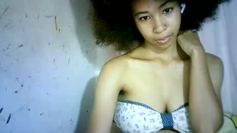 xenna610827 online show from February 19, 4:00 pm