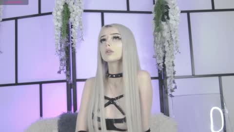 Xenomy online show from September 18, 6:45 am