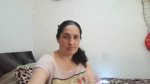 Ximena online show from February 15, 10:10 pm