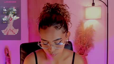 camila online show from March 6, 10:15 pm