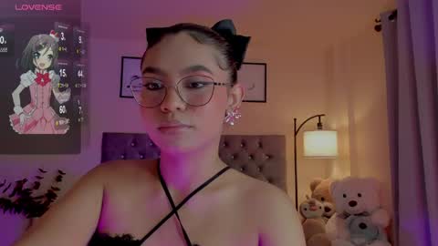 camila online show from April 16, 9:39 pm