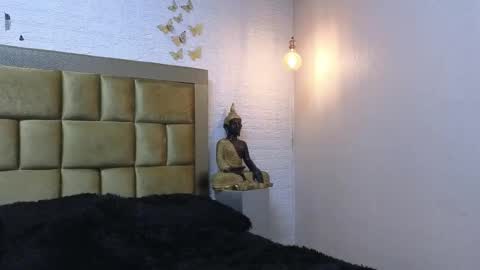 ximena online show from March 25, 9:28 pm