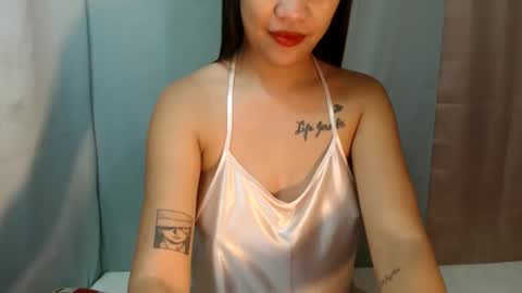 Maxie online show from February 4, 4:32 pm