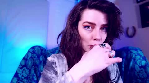 Bella Bondai online show from March 27, 10:21 pm