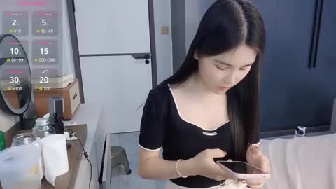 xuyihan online show from February 6, 7:01 am