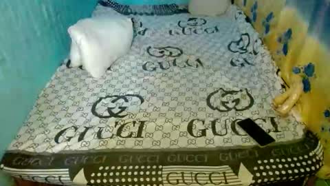 xxaprillovexx online show from March 2, 4:34 am