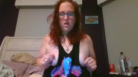 xxfrecklez online show from September 10, 4:23 am