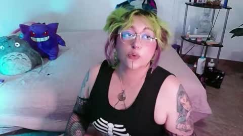 xxgreengoodxx online show from March 29, 9:58 pm