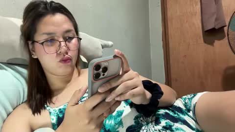 Dyanna Zulla online show from March 22, 8:20 am