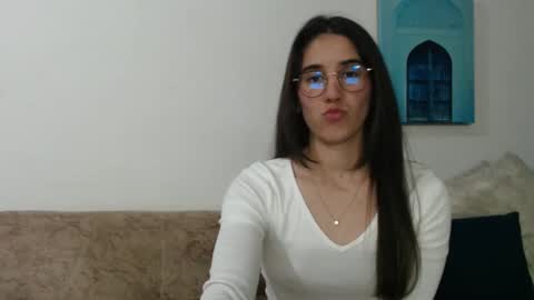 Yani online show from February 21, 2:28 am