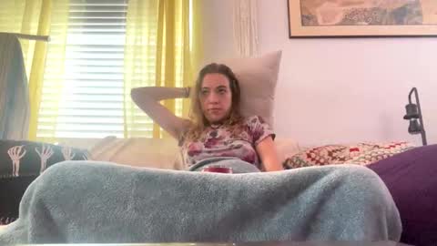 yanyanpixie online show from November 16, 4:40 pm