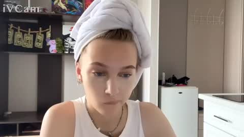 yasmina online show from June 25, 12:29 pm