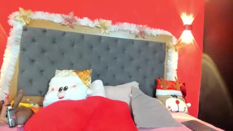 YAYA online show from December 2, 4:25 am