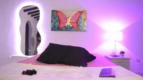 yayoi_cresp18 online show from February 27, 11:31 am