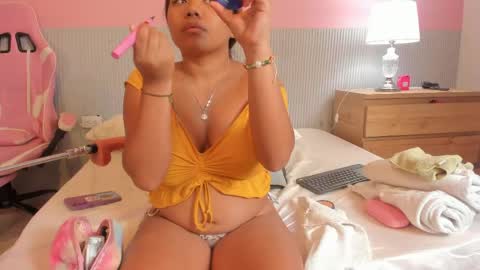 yeika_foxy online show from March 20, 11:04 am