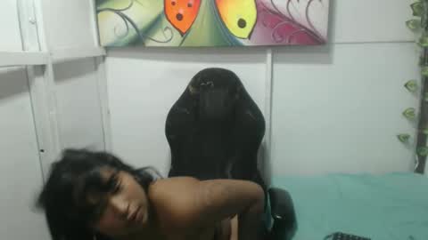yeisy dirty online show from May 26, 2:44 am