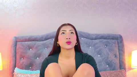 Yesy online show from April 15, 11:44 am