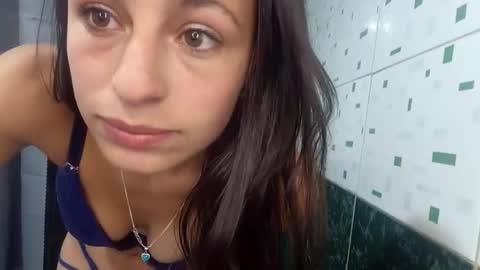 yisle online show from March 28, 6:02 am