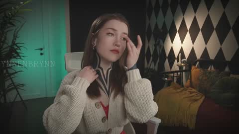 ynnenbrynn online show from January 24, 6:24 am