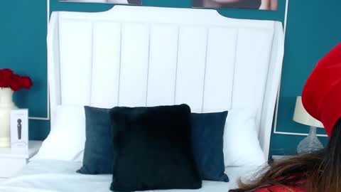 Yommi Winx online show from January 18, 9:55 pm