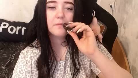 your_8a8y online show from October 7, 9:03 am