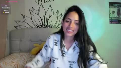 mia3 online show from February 25, 7:52 am