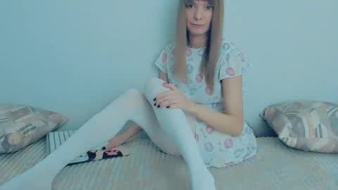 Lily online show from November 2, 3:43 am