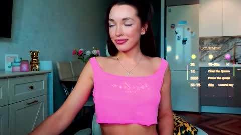 your Evaa online show from October 5, 3:22 am