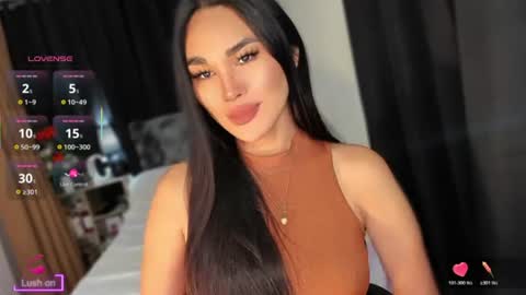 Miss Larah online show from August 10, 1:53 am