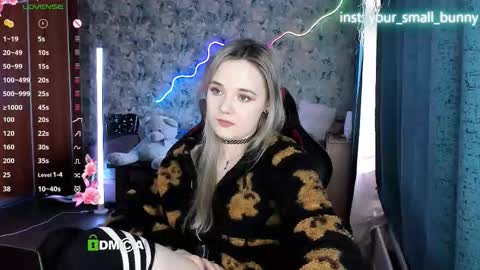 Molly online show from March 2, 5:08 am