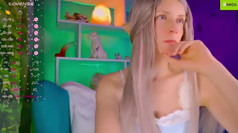 your_spring online show from November 2, 1:09 am