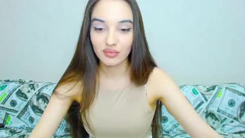 Adele online show from April 8, 10:17 am