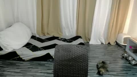 yourfantasyyy_ online show from October 16, 7:27 pm