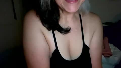 Dolly online show from August 4, 5:02 am