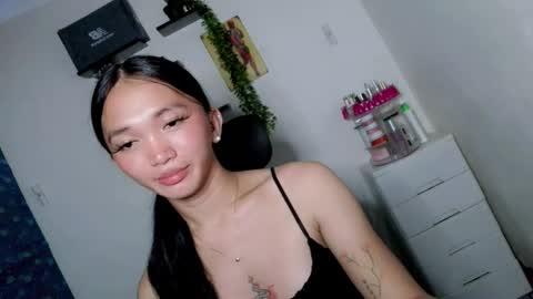 Nina online show from April 26, 4:38 pm