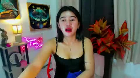 Trish online show from January 19, 5:03 am