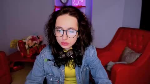 yours_sunny online show from February 22, 11:02 am