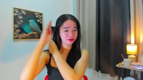 ashy online show from June 1, 11:12 am