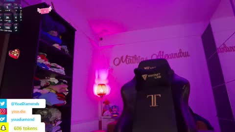 yssadiamonds online show from March 1, 9:59 pm