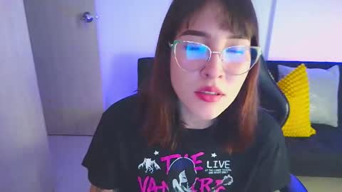 Yulienne online show from February 1, 1:04 am