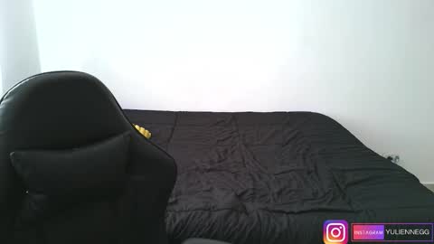 Yulienne online show from October 6, 9:19 pm