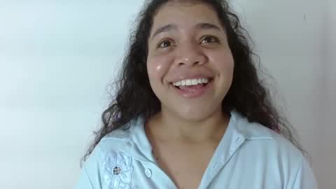 Yuli Independent model online show from January 22, 4:44 pm