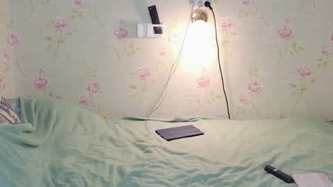 Polly online show from March 8, 1:59 pm