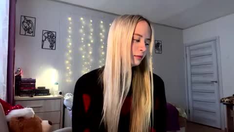 May online show from January 11, 12:21 pm